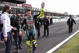MotoGp Valencia: ultima di Rossi, il resto non conta. Grazie Valentino