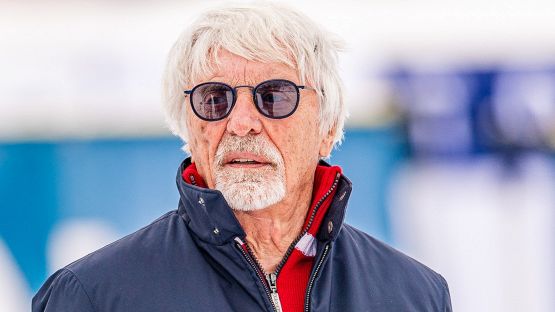 F1, Ecclestone shock su Putin: "Mi prenderei una pallottola per lui"