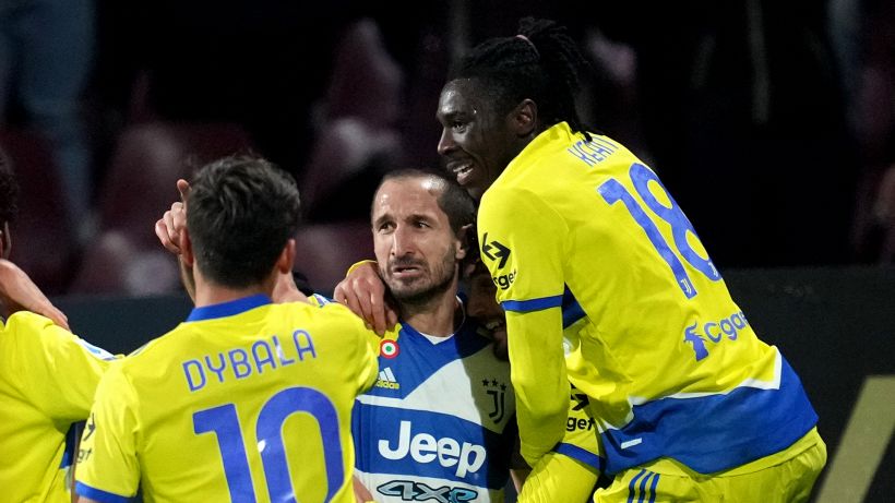 Il gesto di Chiellini e l'ammissione di Allegri: la Juventus fa quadrato