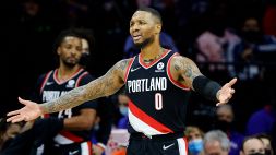 Basket Nba: Damian Lillard ai Milwaukee Bucks, trade a tre con Portland e i Phoenix Suns