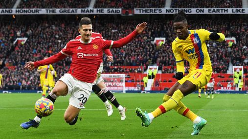 Manchester United: al lavoro per blindare Dalot