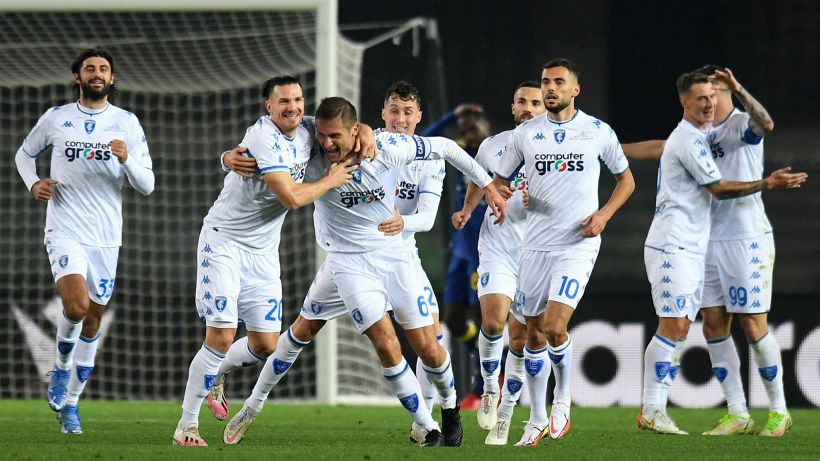 Coppa Italia, spettacolo al Bentegodi: l’Empoli passa 4-3