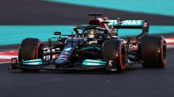 F1, Hamilton si inchina a Verstappen: “Tempo imbattibile, ha meritato”