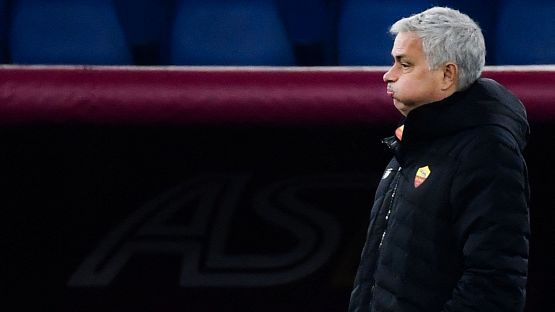 Mourinho, i tifosi del Milan ringraziano lo Special One: "Bravissimo"