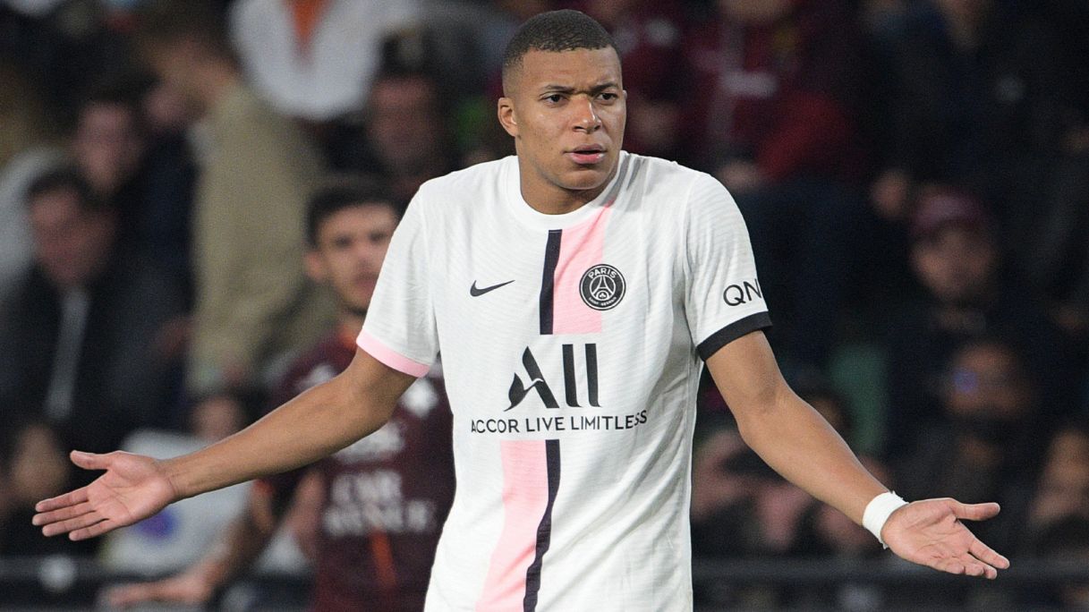 Cinquanta gol, il flop Europeo e la rottura col Psg: il 2021 di Kylian ...