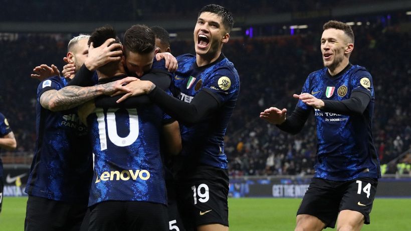 Serie A: l'Inter schianta lo Spezia, flop della Roma a Bologna