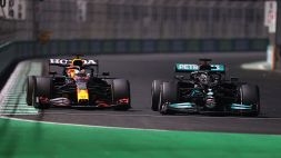 Brundle critica Max Verstappen: “Mi rattrista che usi certe tattiche”