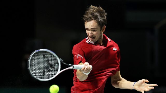 Tennis, Daniil Medvedev sul caso Peng Shuai: "Non giocare in Cina? Giochiamo in paesi con gli stessi problemi"