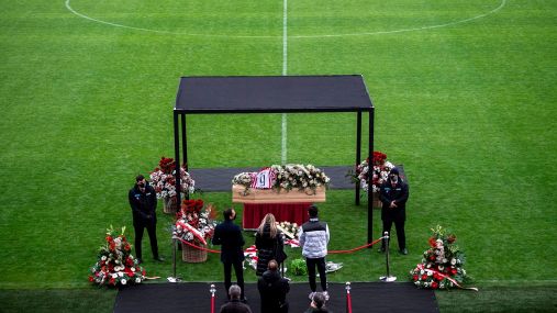 Perugia e Vicenza ricordano Paolo Rossi: maglia dedicata a Pablito