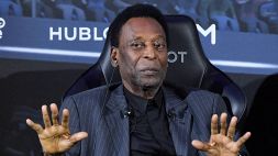 Pelè nuovamente ricoverato: arriva il messaggio delle figlie