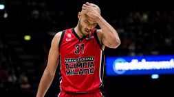 Basket, tegola per l'Olimpia: si fa male Shields