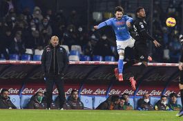 Napoli, luna di miele finita: dopo ko con Spezia i tifosi lo scaricano