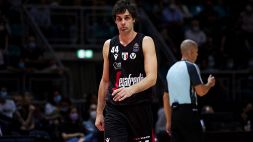 Basket, Virtus Bologna: tre settimane di stop per Teodosic