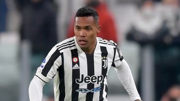 Juve, Allegri ne taglia due: via subito Alex Sandro e un altro