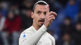 Serie A, Ibra e Hernandez stendono il Venezia nella 400° di Pioli