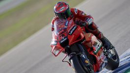 Ducati, svelata moto. Bagnaia: "Vogliamo essere più veloci di tutti"