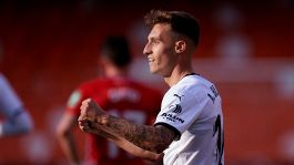 Como, colpo in attacco: dal Valencia arriva Alex Blanco
