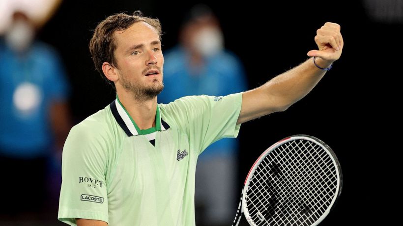 Australian Open, Medvedev batte Auger-Aliassime: ora Tsitsipas