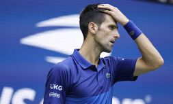 Novità su Djokovic: intanto ironia e bufera social su quella donazione