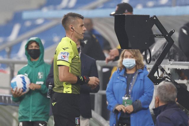 La moviola di Juventus-Udinese, c'è un errore grave dell'arbitro Giua