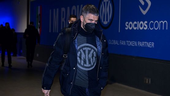 Inter, domani la rescissione di Kolarov: modifiche nella lista UEFA