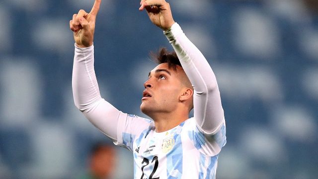 L'Argentina non fa sconti al Cile: Lautaro a segno, Dybala in panchina