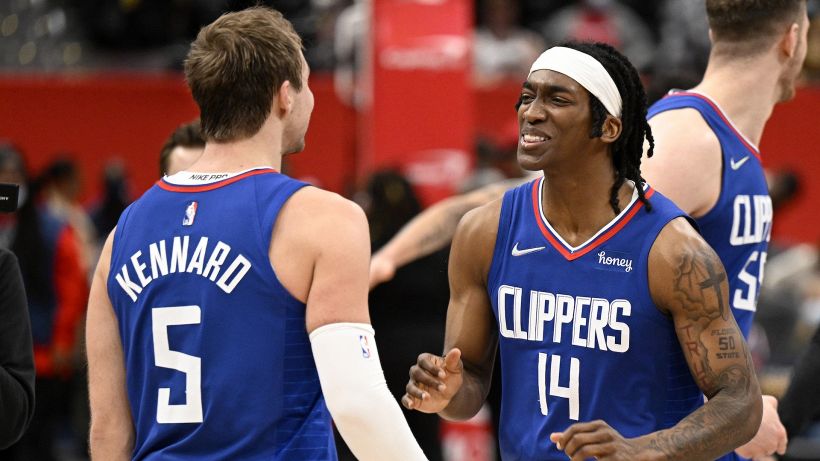 NBA: clamorosa rimonta dei Clippers, Boston distrugge Sacramento