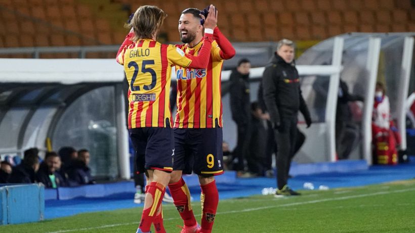 Serie B, il Lecce batte il Vicenza e conquista il primo posto