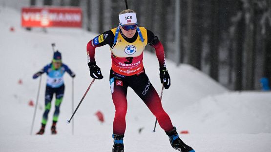 Biathlon: Roiseland implacabile, prima top ten per Wierer