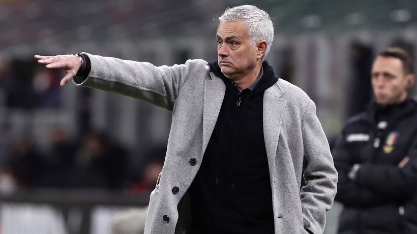 Roma, Mourinho: "I giocatori mi hanno chiesto di non cambiare"