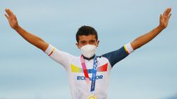 Ineos Grenadiers: Richard Carapaz guarito dal covid