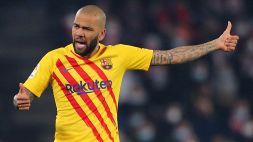 Niente Napoli per Dani Alves: il Barcellona lo esclude dalla lista per l'Europa League