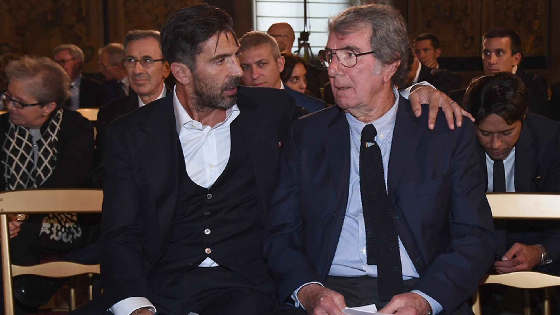 Dino Zoff compie 80 anni: la sua carriera in immagini