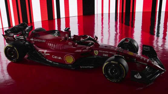 F1: presentata la nuova Ferrari F1-75. Le foto