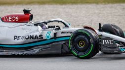 F1, Lewis Hamilton e la Mercedes impressionano. Bene la Ferrari
