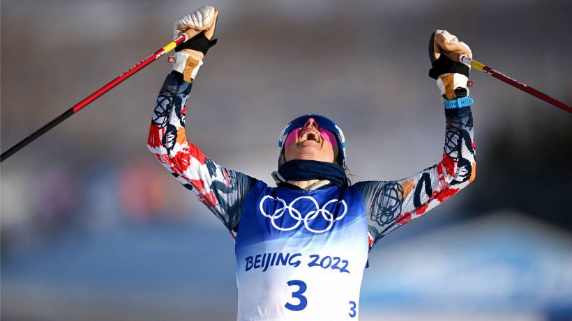 Olimpiadi, Johaug a segno nello skiathlon: il primo oro è norvegese