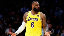 NBA, LeBron James finisce la stagione in anticipo