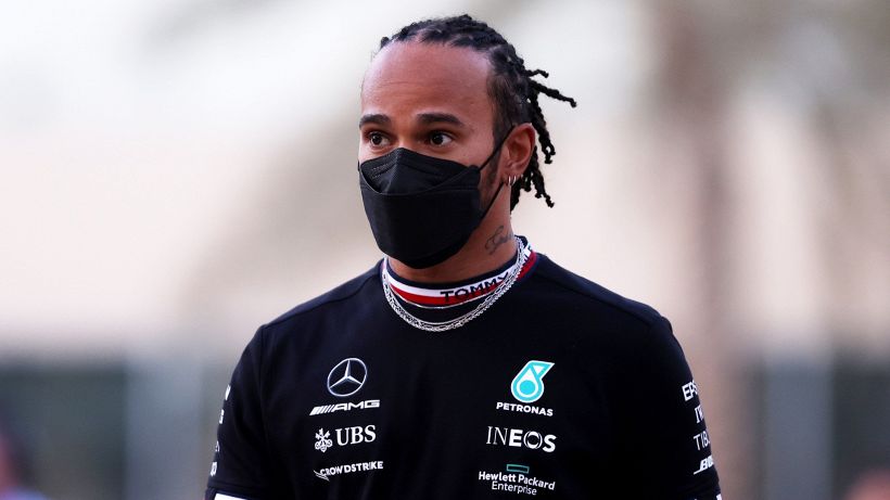 F1, Bottas avvisa Russell: “Nessuna chance contro Hamilton”