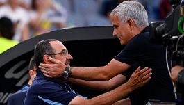 Derby Lazio-Roma infinito, l’ultima stoccata di Maurizio Sarri a Mourinho