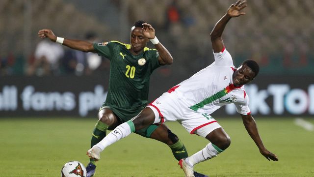 Il Senegal vola in finale della Coppa d'Africa: tris al Burkina Faso
