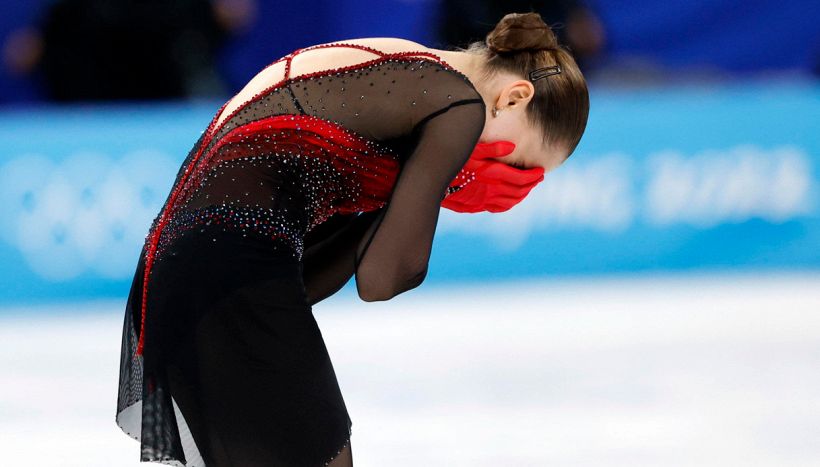 Kamila Valieva crolla: finisce il sogno olimpico per il fenomeno russo