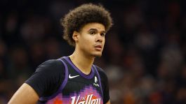Suns, vittoria e rissa. Chicago Bulls a fondo