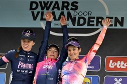 Dwars door Vlaanderen: zampata Consonni