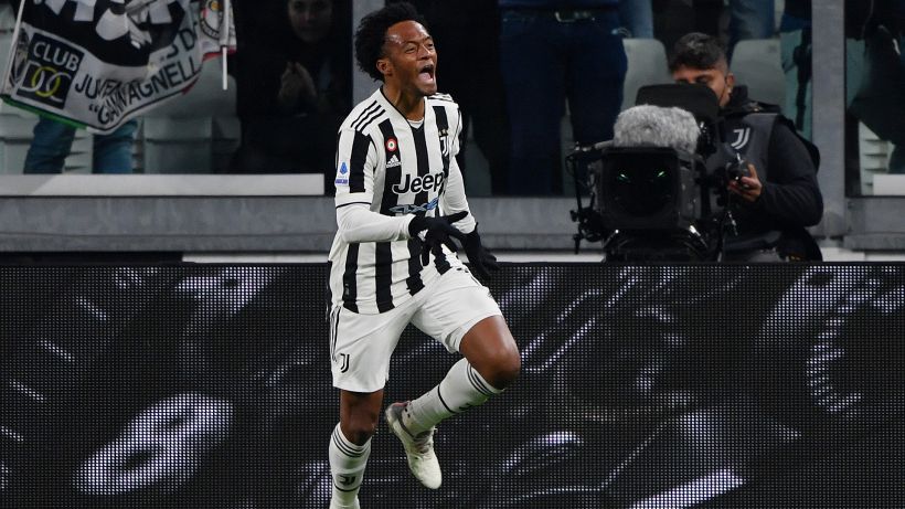 Cuadrado: "Spero di restare alla Juventus. Vlahovic è adatto a noi"