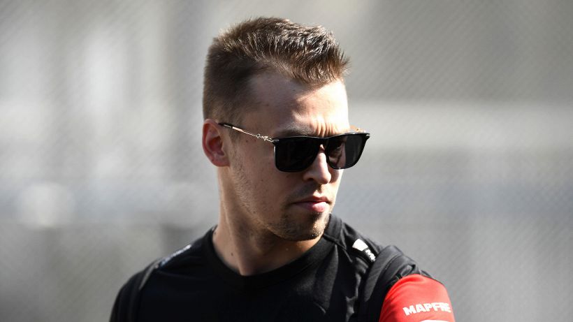 Daniil Kvyat non accetta le regole FIA: non correrà nel 2022