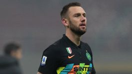 Inter, agente de Vrij: "Ultimo contratto importante, si può pensare di cambiare"
