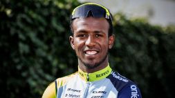 Ciclismo, Girmay: "Resto umile, sogno il Giro d'Italia"