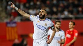 Real Madrid, rinnovo annuale per Benzema