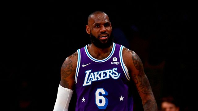 Lakers, James: Impossibile non andare ai playoff, stagione frustrante