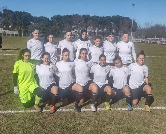 Maroua Morchid, la sua lotta: gioca col velo dopo il "no" dell'arbitro